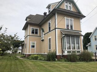 174 Center St, Ludlow, MA 01056