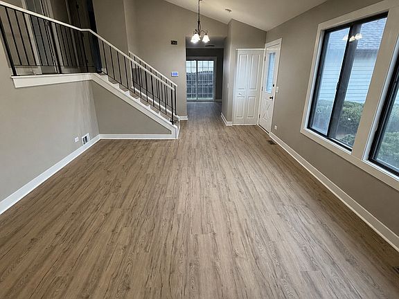 3rd image of 208 Albert Dr