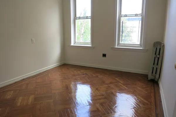 Rented by MNS | media 22