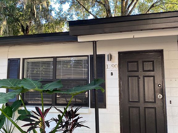 Front entrance B unit