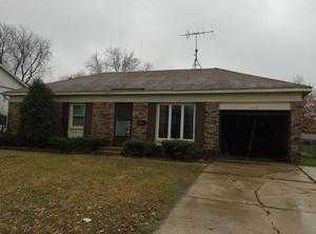 712 Stowell Ave, Streamwood, IL 60107