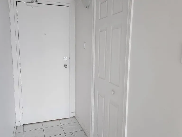 170 Lees Ave — Photo 43