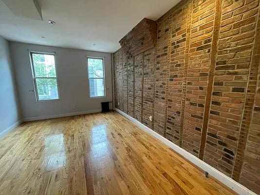 Rented by NY Living Solutions | media 13