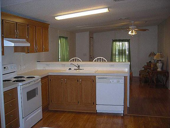 2nd image of 429 Gulf Stream Dr