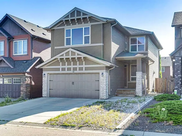 92 W Cougar Ridge Close SW, Calgary, AB T3H 0V4