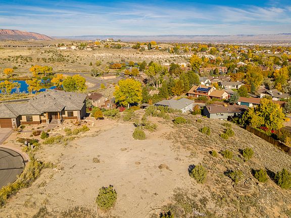 4th image of 352 Redlands Mesa Ct
