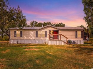 6714 Fm 536, Floresville, TX 78114