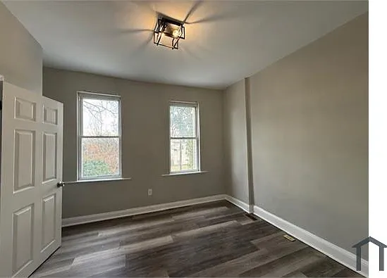 5340 Maple Ave — Photo 7