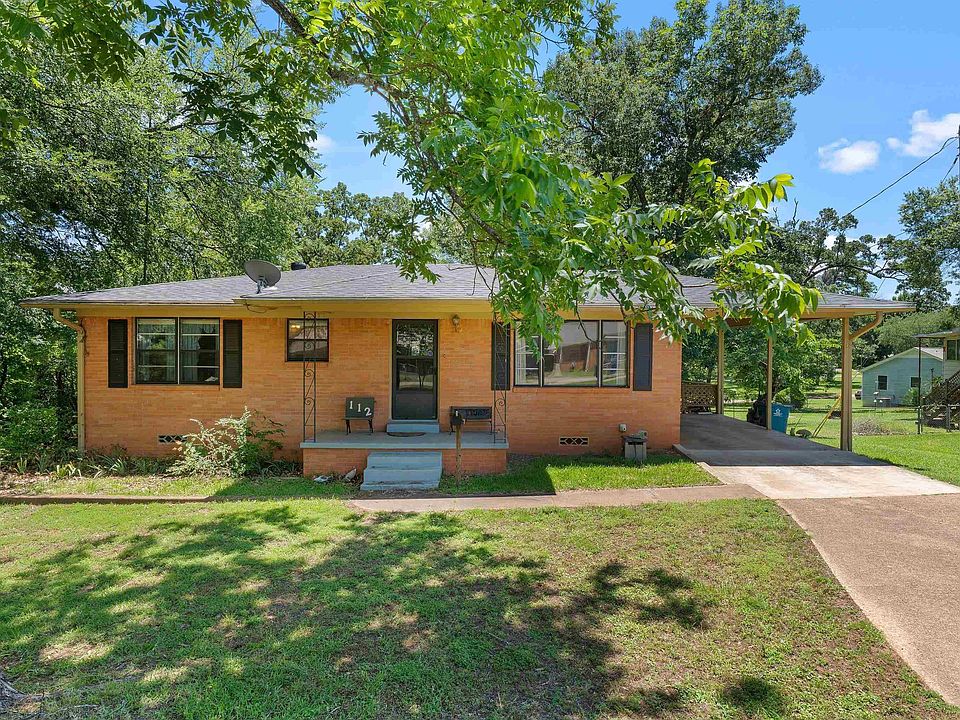 1st image of 112 Blacknall Dr