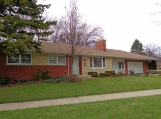750 Crane Blvd, Libertyville, IL