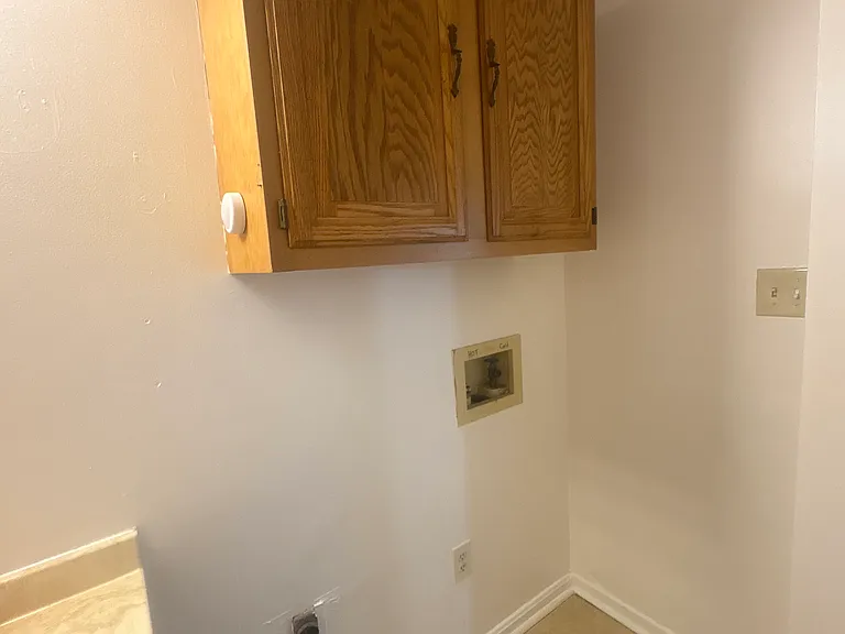 220 Pine St #4 — Photo 6