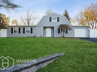 42 College Hills Dr, Farmingville, NY 11738
