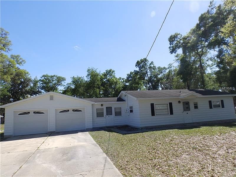 1st image of 12 Oak Cir
