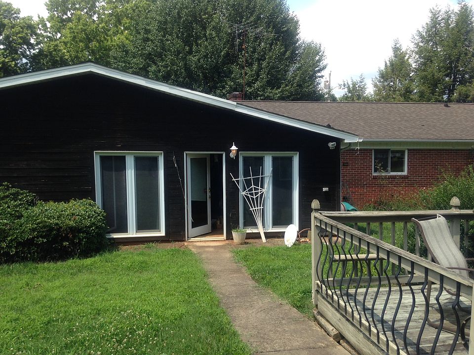 2nd image of 530 Virginia Ave
