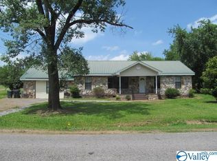 13862 County Road 52, Geraldine, AL 35974