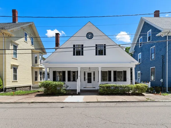 18 Chestnut St, Peabody, MA 01960