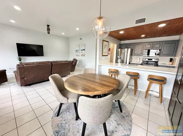77 Santa Isabel Blvd APT O6, Laguna Vista, TX 78578