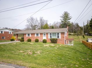 208 Hogan Ave, Greeneville, TN 37743