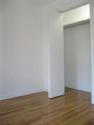 Rented by Tower Brokerage | media 50