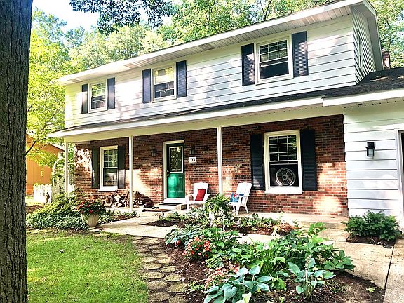 2nd image of 364 Hamilton Dr