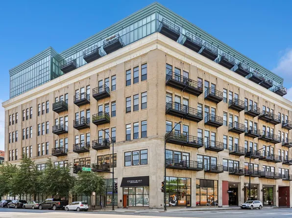 1645 W Ogden Ave Unit 438, Chicago, IL 60612