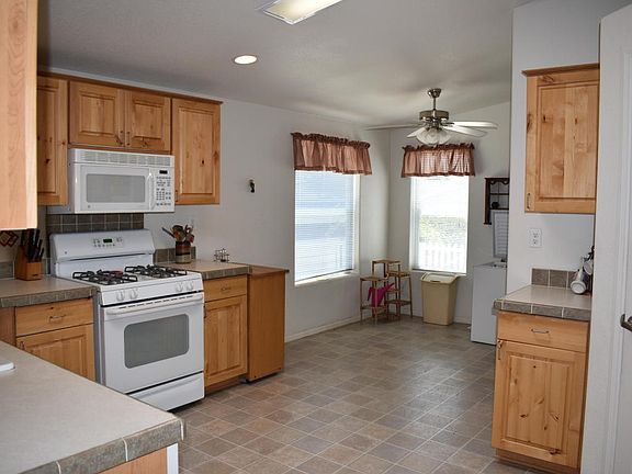 2nd image of 228 Sunrise Bluffs Dr