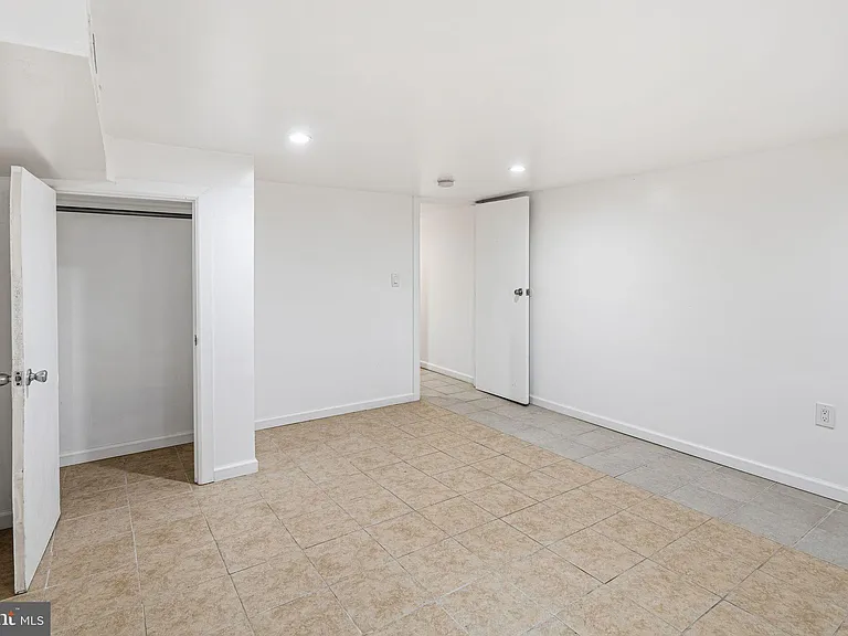 1940 N Marshall St #1 — Photo 13