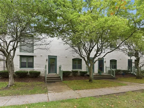 25 Higgins St APT 104, Smithfield, RI 02917