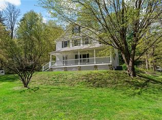 110 Pines Bridge Rd, Mount Kisco, NY 10549