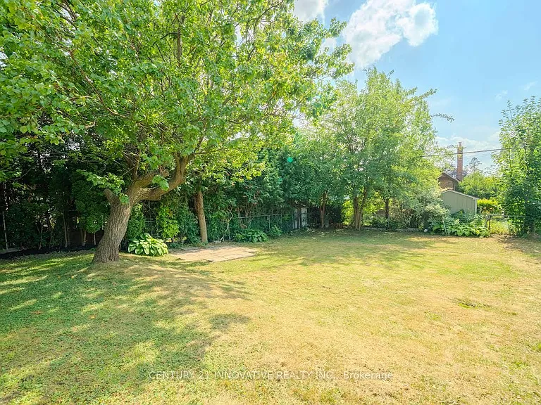 57 Leahann Dr #MAIN FLOOR — Photo 27