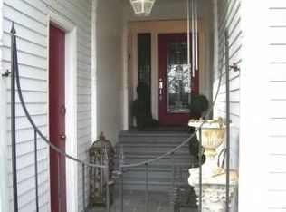 6525 SW Canyon Ct, Portland, OR 97225