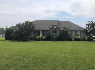 304 Hawks Rd, Martin, TN 38237