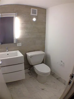 Rented by R New York | media 22