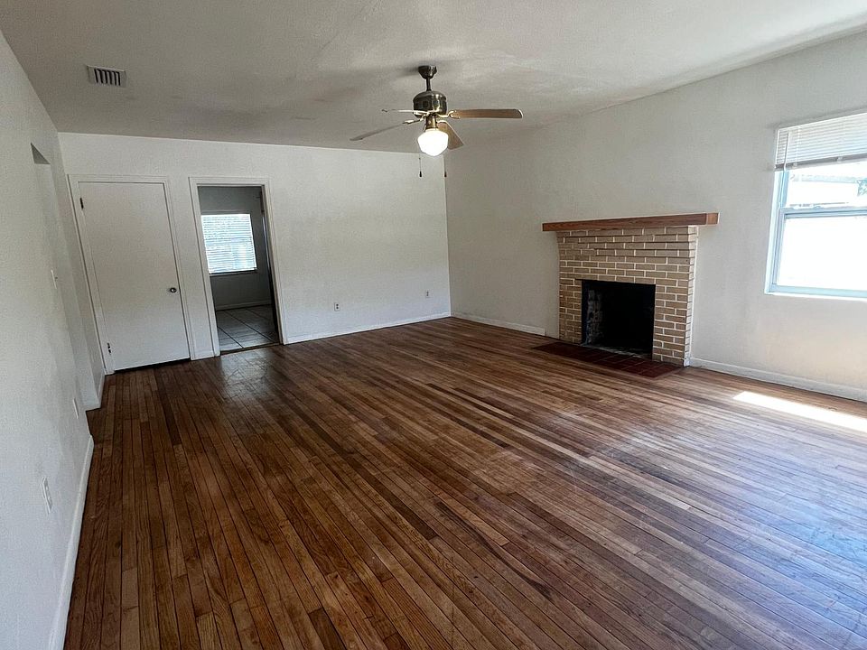 1st image of 1665 Drew St #A