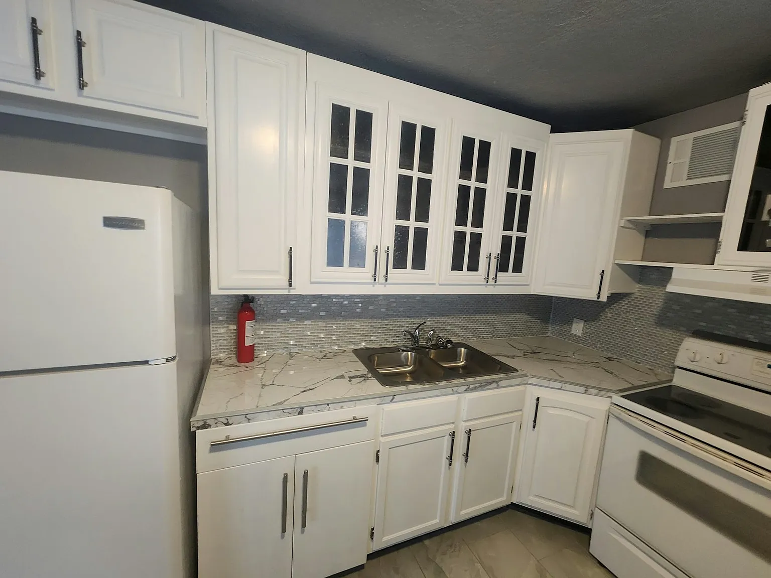 834 North 2nd Avenue, Unit 15 — Photo 4