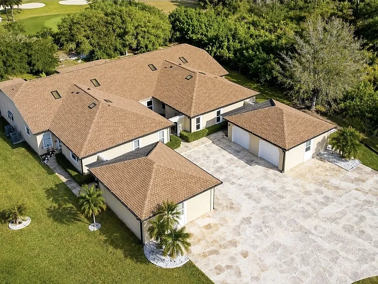 1203 Saxony Cir #A — Photo 6