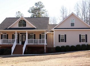 96 Magnolia Pl, Commerce, GA 30529