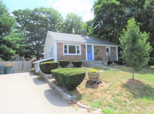 48 Rice St, Abington, MA 02351