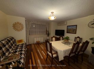 74 Millicent St, Toronto, ON M6H1W4