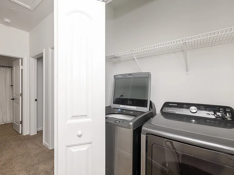 1123 Central Park Cir — Photo 22