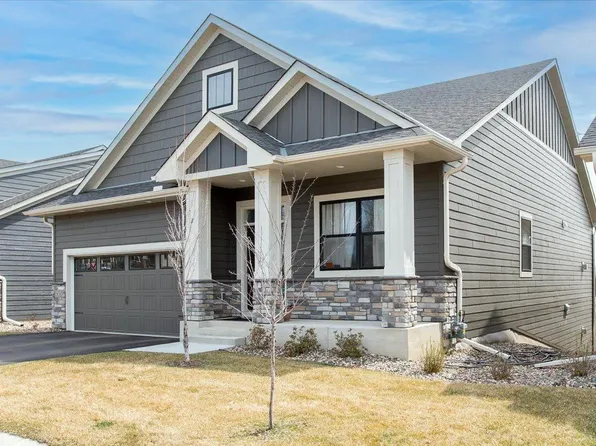 16385 Glory Ln, Eden Prairie, MN 55344