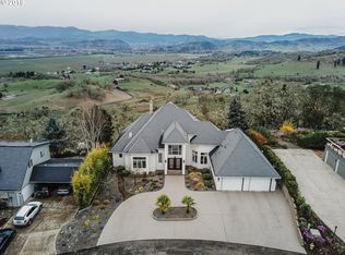 257 Ridgecrest Dr, Roseburg, OR 97471