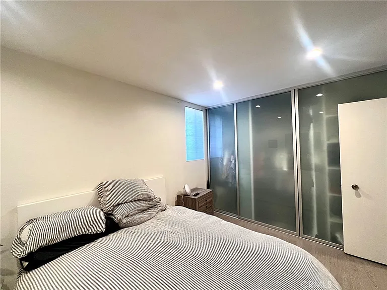 622 Westmount Dr #C — Photo 23