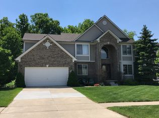 5927 Cedar Ridge Dr, Ann Arbor, MI 48103