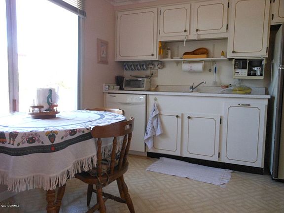 5th image of 9606 W Country Club Dr