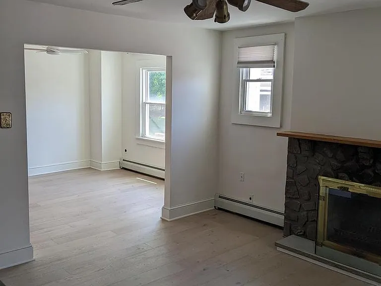 641 Loraine St — Photo 4