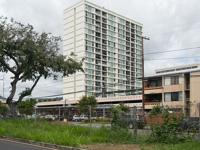 1425 Liliha St APT 17H, Honolulu, HI, 96817