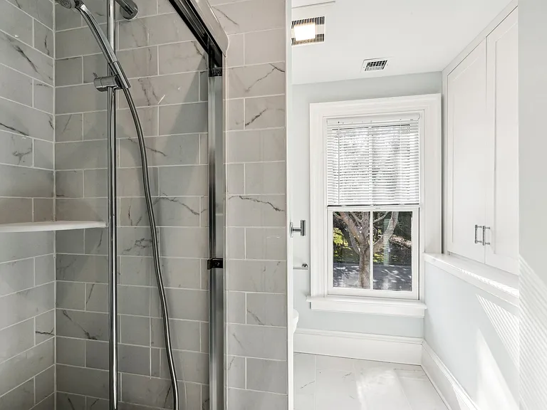 75 Georgica Rd — Photo 15