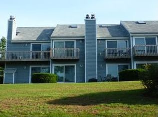 22 Circle Dr, Holderness, NH 03245