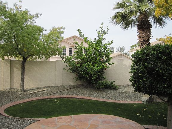 4th image of 1402 E Cathedral Rock Dr
